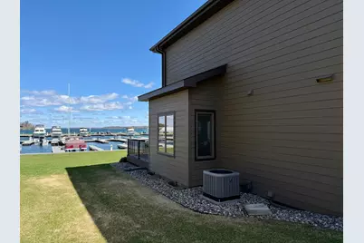 922 Railroad Avenue W, Walker, MN 56484 - Photo 7