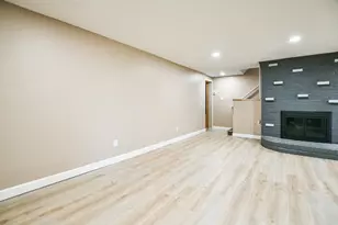 1306 Hillcrest Dr NE, Fridley, MN 55432 - Photo 17