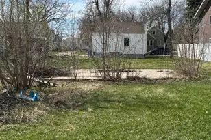 325 19th St N, Fargo, ND 58102 - Photo 13