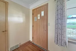 834 S Orient St, Fairmont, MN 56031 - Photo 5
