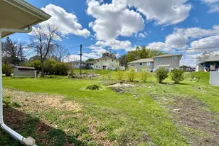 834 S Orient St, Fairmont, MN 56031 - Photo 37