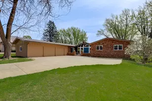 70 Valley Ln, Hastings, MN 55033 - Photo 1