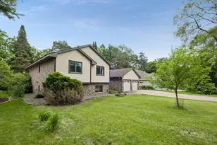 1326 Griffin Ave, Mahtomedi, MN 55115 - Photo 13