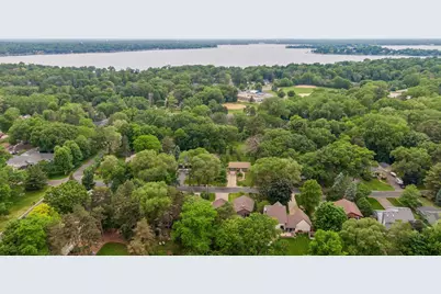 1326 Griffin Avenue, Mahtomedi, MN 55115 - Photo 5