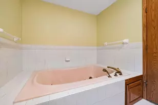 1326 Griffin Ave, Mahtomedi, MN 55115 - Photo 39