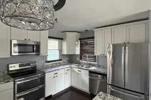 4521 Orchard Ave N, Robbinsdale, MN 55422 - Photo 5