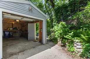 1411 Chelmsford St, Saint Paul, MN 55108 - Photo 41
