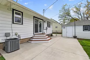 1431 2nd Ave SW, Rochester, MN 55902 - Photo 37