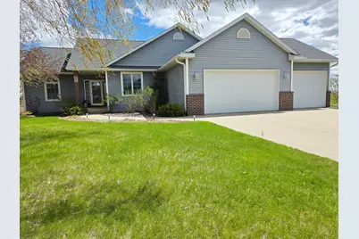 505 4th Street SE, Plainview, MN 55964 - Photo 1