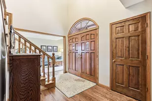 16048 Baywood Ln, Eden Prairie, MN 55346 - Photo 3
