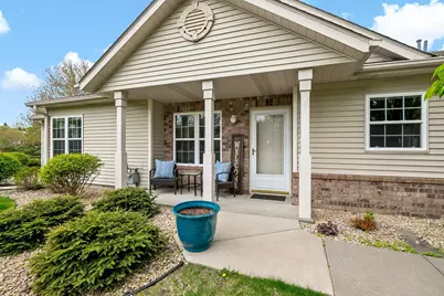 189 Wedgewood Drive, Mahtomedi, MN 55115 - Photo 1