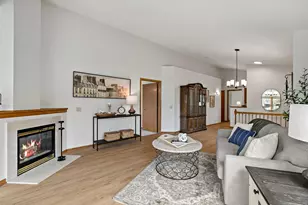 189 Wedgewood Dr, Mahtomedi, MN 55115 - Photo 9