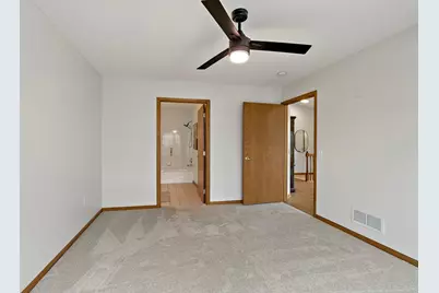 189 Wedgewood Drive, Mahtomedi, MN 55115 - Photo 19
