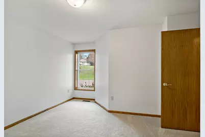 189 Wedgewood Drive, Mahtomedi, MN 55115 - Photo 25