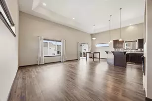 928 41st Ave S, Moorhead, MN 56560 - Photo 5
