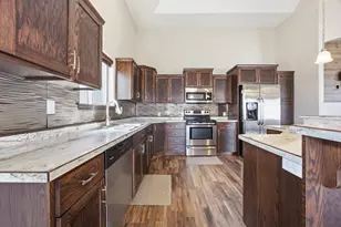 928 41st Ave S, Moorhead, MN 56560 - Photo 7