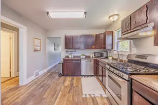 1076 Wilson Ave, Saint Paul, MN 55106 - Photo 11