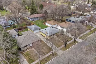1221 Elm St S, Moorhead, MN 56560 - Photo 3