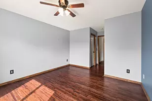 13821 Edgewood Ave, Savage, MN 55378 - Photo 23