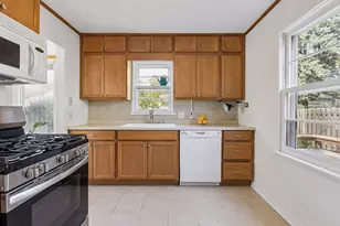 3148 Hampshire Ave S, Saint Louis Park, MN 55426 - Photo 7