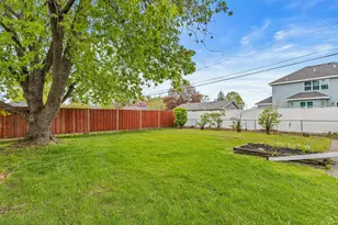 10200 4th Ave S, Bloomington, MN 55420 - Photo 25