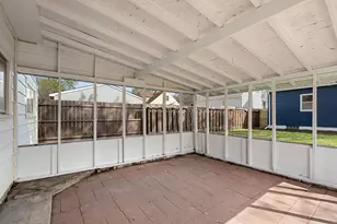 801 11th Ave SE, Austin, MN 55912 - Photo 5