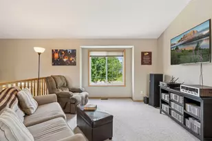 37922 Harvester Ave, North Branch, MN 55056 - Photo 5