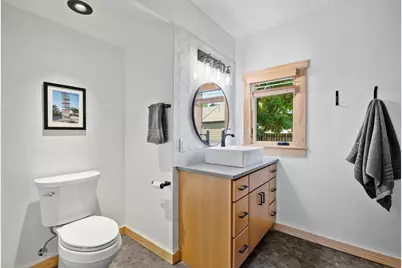 5344 Chowen Avenue S, Minneapolis, MN 55410 - Photo 37