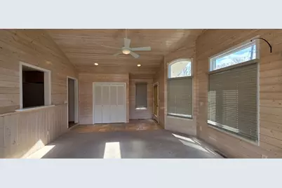 414 8th Avenue NW, Valley City, ND 58072 - Photo 17