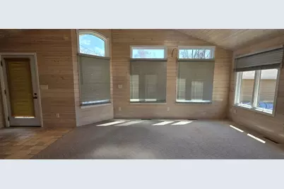 414 8th Avenue NW, Valley City, ND 58072 - Photo 15