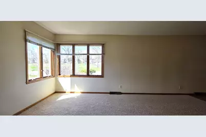 414 8th Avenue NW, Valley City, ND 58072 - Photo 21