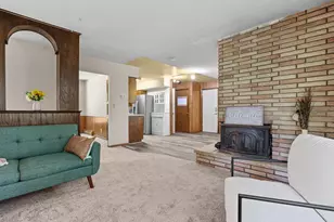 301 Shawn St SE, Isanti, MN 55040 - Photo 3