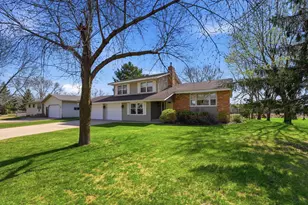 171 Lakeview Dr, Spicer, MN 56288 - Photo 9