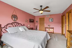 2562 49th St E, Inver Grove Heights, MN 55076 - Photo 15