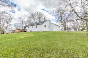 180 Falcon St, Audubon, MN 56511 - Photo 9