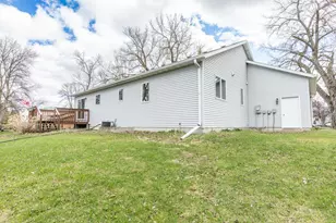 180 Falcon St, Audubon, MN 56511 - Photo 7