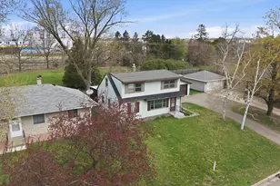 1697 Rose Pl, Roseville, MN 55113 - Photo 27
