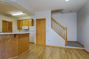 15333 Greenhaven Ln, Burnsville, MN 55306 - Photo 13