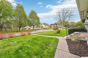 2164 Reaney Ave E, Saint Paul, MN 55119 - Photo 27