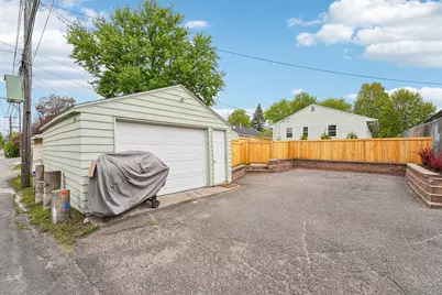 2164 Reaney Avenue E, Saint Paul, MN 55119 - Photo 25