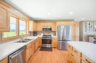 25250 Tucker Rd, Rogers, MN 55374 - Photo 9
