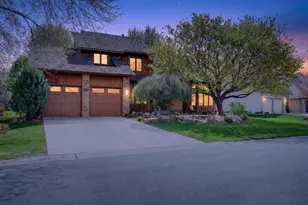 8842 Hillswick Trail, Brooklyn Park, MN 55443 - Photo 3