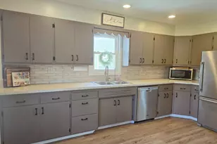 421 2nd St SW, New Richland, MN 56072 - Photo 11