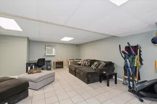 752 Lathrop Dr, Northfield, MN 55057 - Photo 9