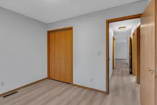 1811 13th St SE, Willmar, MN 56201 - Photo 21