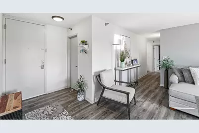 220 Broadway Avenue S #1104, Rochester, MN 55904 - Photo 3