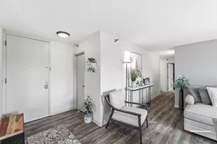 220 Broadway Ave S, Rochester, MN 55904 - Photo 3