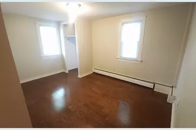 325 E Court Street, Belle Plaine, MN 56011 - Photo 9