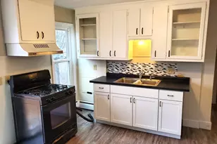 325 E Court St, Belle Plaine, MN 56011 - Photo 11