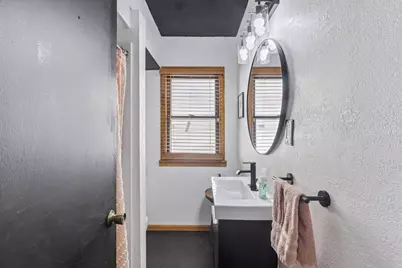 1804 7th Street E, Saint Paul, MN 55119 - Photo 17